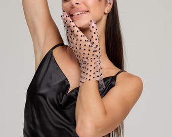Witte polkadot mesh handschoenen doorschijnende tule dameshandschoenen vintage stijl zwarte stip handschoenen elegante avond bruidsaccessoires retro feesthandschoenen