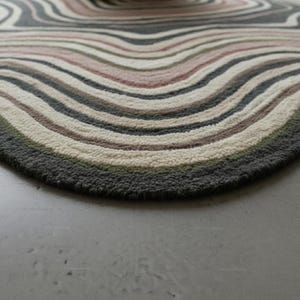 Wavy Pattern Rug: Wool  Beige Hand Tufted Organic Shape Scandinavian Carpet