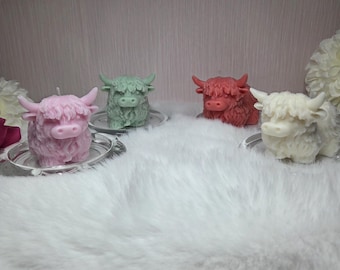 Highland Cow Candle | Farmhouse Animal Decor| Handmade candles
