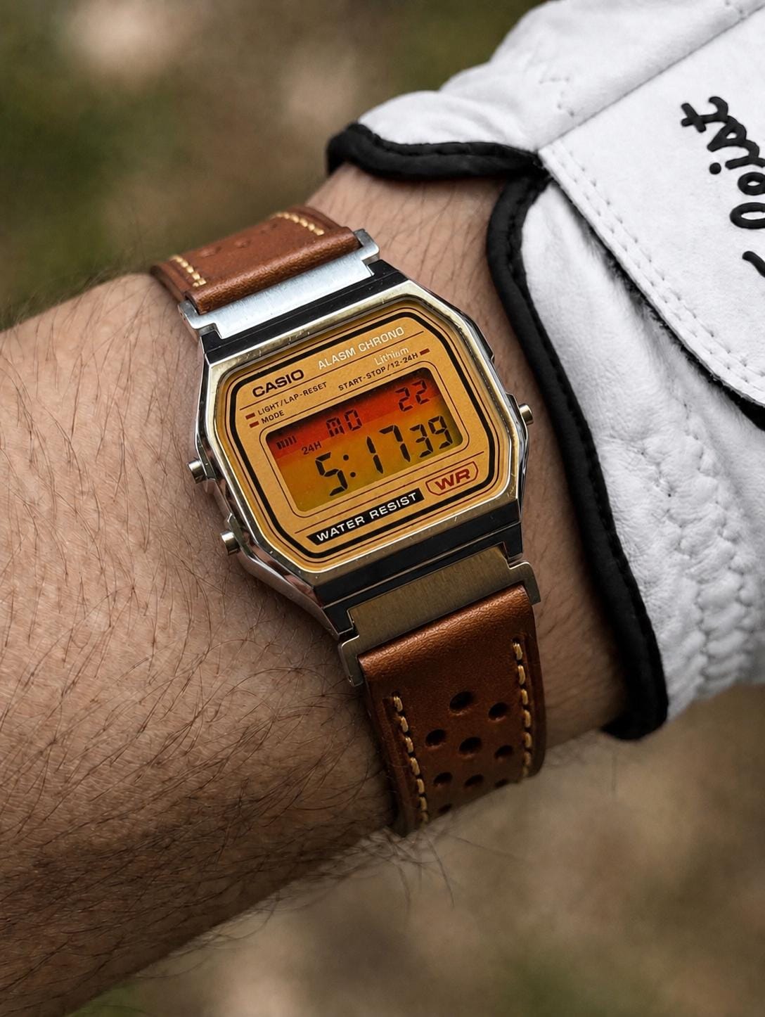 Casio gold vintage watch - Etsy 日本