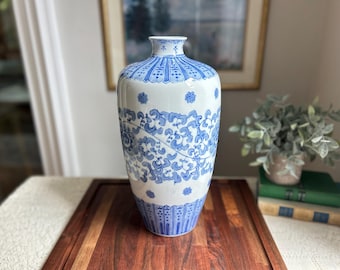 Vintage Blau-Weiße Chinesische Blumenvase - Reproduktion - Porzellandekor