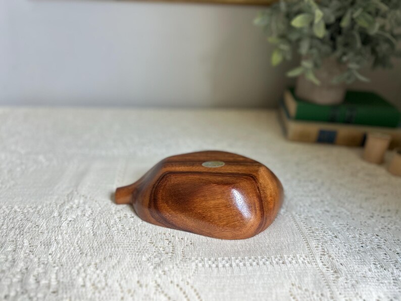 Vintage Monkey Pod Holzblattschale - handgeschnitzte philippinische Nuss oder Salatschüssel Bild 7