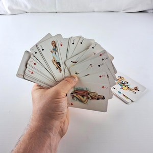 Vintage Pin-Up Playing Cards with Jokers – Retro 1950s Style Sexy Girls Poker Set – Collectible GDR Card Game for Display or Play from2 to 5