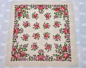 Vintage wollen sjaal USSR: roodroze hoofddoek met bloemen