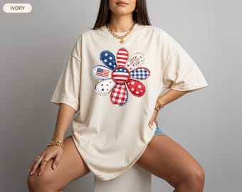 American Flower Shirt, Comfort Colors, Fourth of July Floral Tee, Red White Blue USA Shirt, Summer Outfit for Women, Independence Day Tee