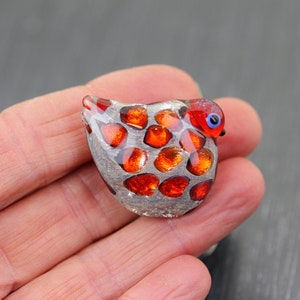 Perle Oiseau rouge feu en verre filé au chalumeau. Perle plate pour pendentif, Centre de collier Perle en verre lampwork Anne Londez image 2