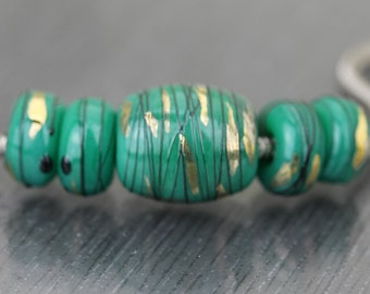 Set of 5 jade green + gold large hole beads. Dark green lampwork. Handmade artisan big hole beads. lhb bhb Cocoon Anne Londez SRA