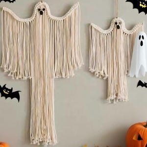 Halloween Macrame Ghost Wall Hanging: Gothic Spooky Decor