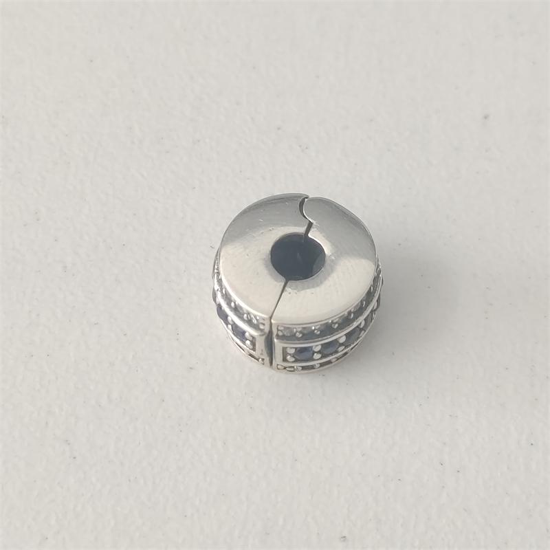 クリアパヴェクリップチャーム PANDORA ブルー＆クリアパヴェ クリップチャーム - Etsy 日本