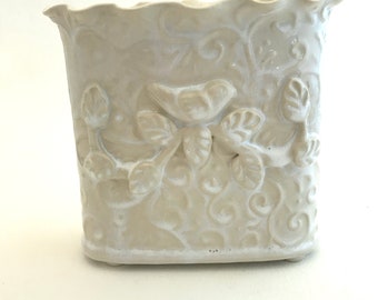 Beige and White Vase with Bird Leaves and Vines - Oval Ceramic Vase - Pottery Vase with Bird - OOAK vase - Art vase -Scalloped Oval Vase