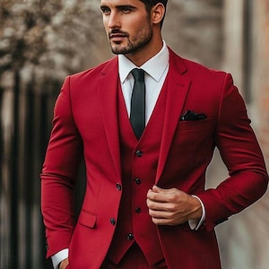 Red 3 Pieces Single Breasted Suit, Red Wedding Suit ,Red Men’s Suit , Red Grooms Suit, , Red Groomsmen Suit, Red Tuxedo, Best Gift For Him.