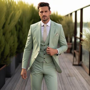 Light Green 3 Piece Suit for Men, Wedding Wear, Elegant Formal Outfit,Groom & Groomsmen Ethnic, Tuxedo Suits For Men.