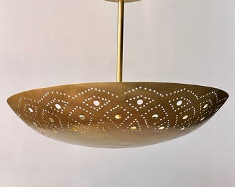 ミッドセンチュリーモダンスプートニクシャンデリア：真鍮製穴あき6灯