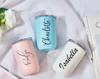 Cadeaus bruidsmeisje, gepersonaliseerde roestvrijstalen beker met deksel, reismokken, aangepaste verjaardagscadeau voor haar, aangepaste wijnbeker, koffiekopje