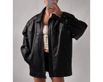 Chaqueta de motociclista de cuero negra de los años 90 para mujer, estilo motociclista rockero vintage, ropa clásica de los 90