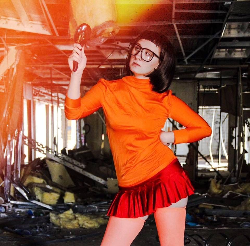 Velma Sexy Cosplay