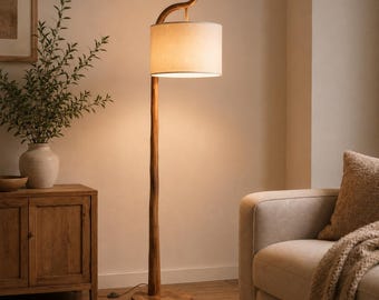 Handgemaakte vloerlamp van natuurlijk hout, rustieke staande lamp van takken met stoffen kap voor de woonkamer, slaapkamer en leeshoek.
