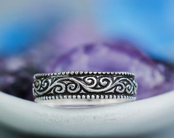 Silver Scroll Wedding Ring for Women, Womens Vintage Style Wedding Band, Silver Wedding Band for Her | Moonkist Designs