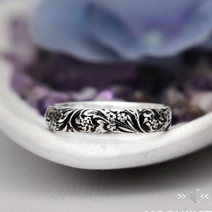 Engraved Wildflower Wedding Band, Sterling Silver Women's Floral Wedding Band, Matching His and Her Pattern Wedding Ring | Moonkist Designs