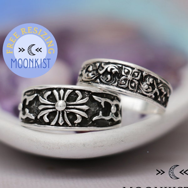 Medieval Cross Wedding Band Ring Set, His and Her Goth Wedding Set, Antique Style Matching Couples Ring Set | Moonkist Designs