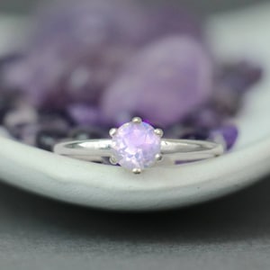 Size 8 Natural Light Purple Amethyst Ring, Sterling Silver Lavender Quartz Solitaire, Lilac Amethyst Faceted Ring | Moonkist Designs