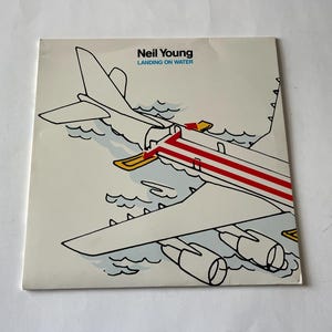 Disque vinyle Neil Young Landing On Water LP GHS 24109 Geffen Records 1986 Vente de disques