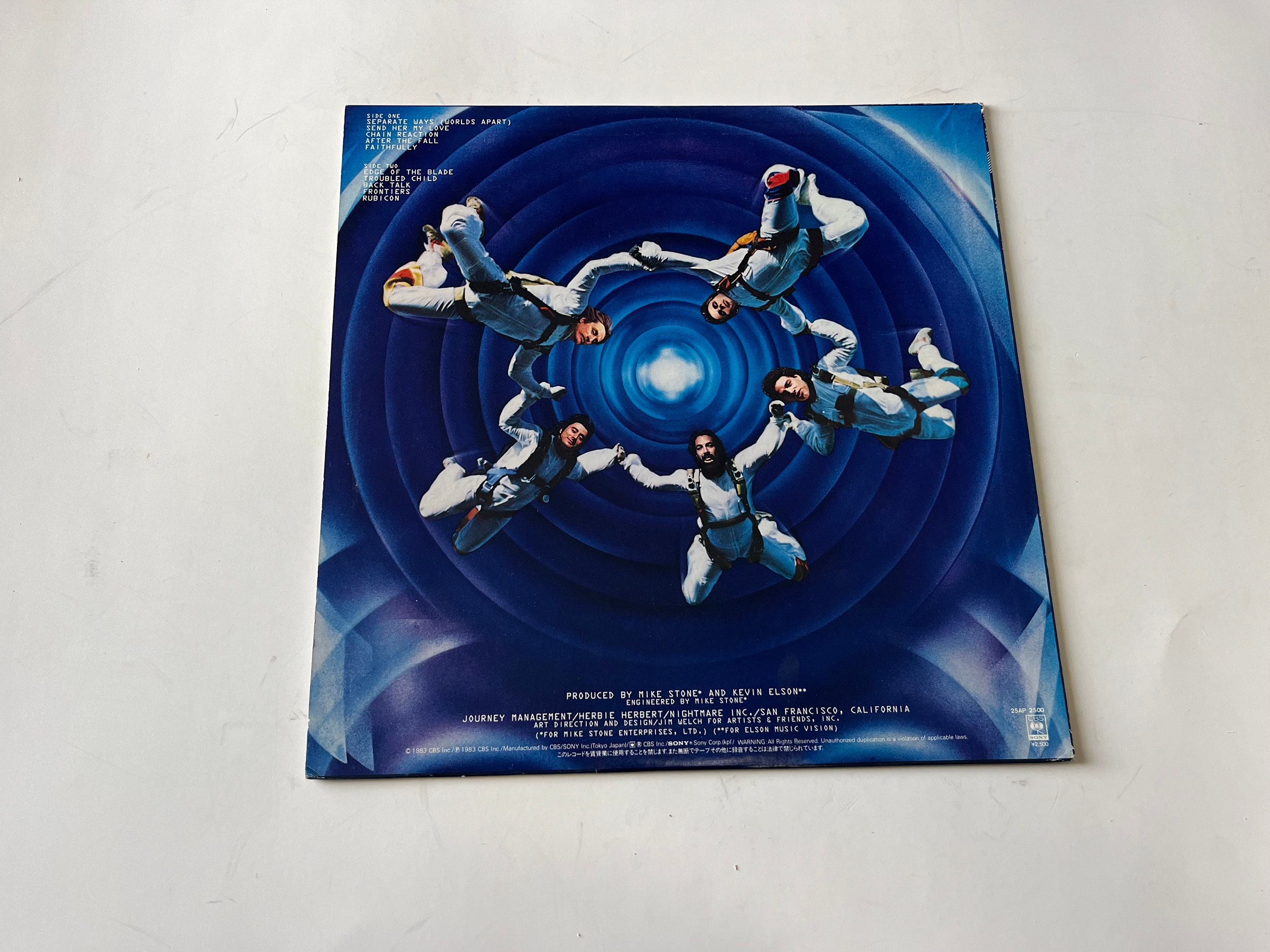 Journey Frontiers (japan Issue) Vinyl Record LP 25AP2500 CBS