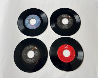 Vintage Country 45rpm Record Lot: Alabama, The Judds, Charlie Rich, Waylon Jennings
