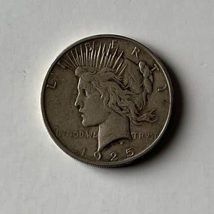 1925 Peace Silver Dollar: Rare US Coin