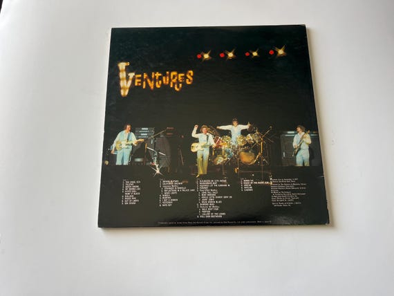 ザ・ベンチャーズ ライブ・イン・ジャパン '77 ビニールレコード（日本