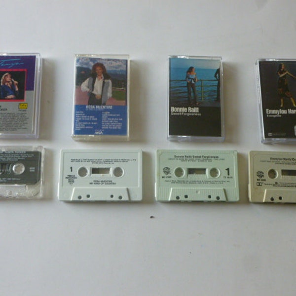 Female Country Artists  Lot Of 4 Assorted Cassette Sale