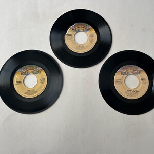 Vente de disques Summer Last Dance Donna - Hot Stuff - Bad Girls, lot de 3 assortiments 45 tr/min 7 pouces
