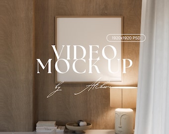 Mockup video con cornice quadrata: mockup di poster con cornice in legno in una scena di camera da letto scandinava (PSD)