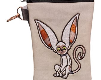 Flying Lemur–Inspired Bag Buddy