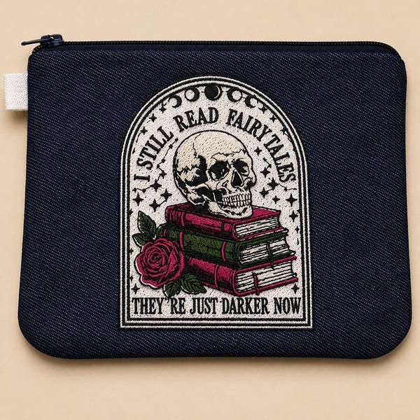 Bestickte Reißverschlusstasche mit Motiven aus düsteren Märchen | Geschenk für Gothic- und Horrorfans