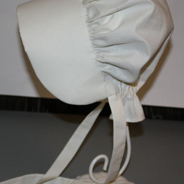 No Thread Bonnet (off white) main image 0