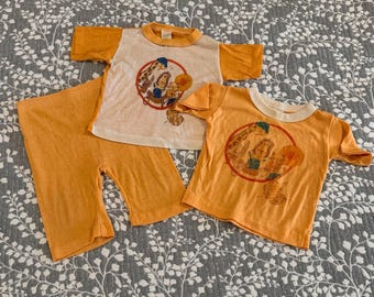 Vintage 70s 80s Kleinert's Zoo Parade Pajama Set | Retro Orange 3-Piece Toddler Set | Lion & Giraffe Ringer Tee | Fits Modern 18M-24M