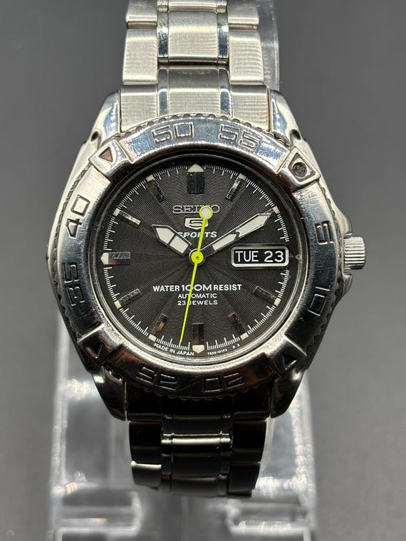 Vintage Seiko 5 Sports Automatic| Made in Japan | 7S36-00Y0| Black