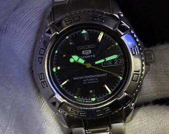 Vintage Seiko 5 Sports Automatic| Made in Japan | 7S36-00Y0| Black