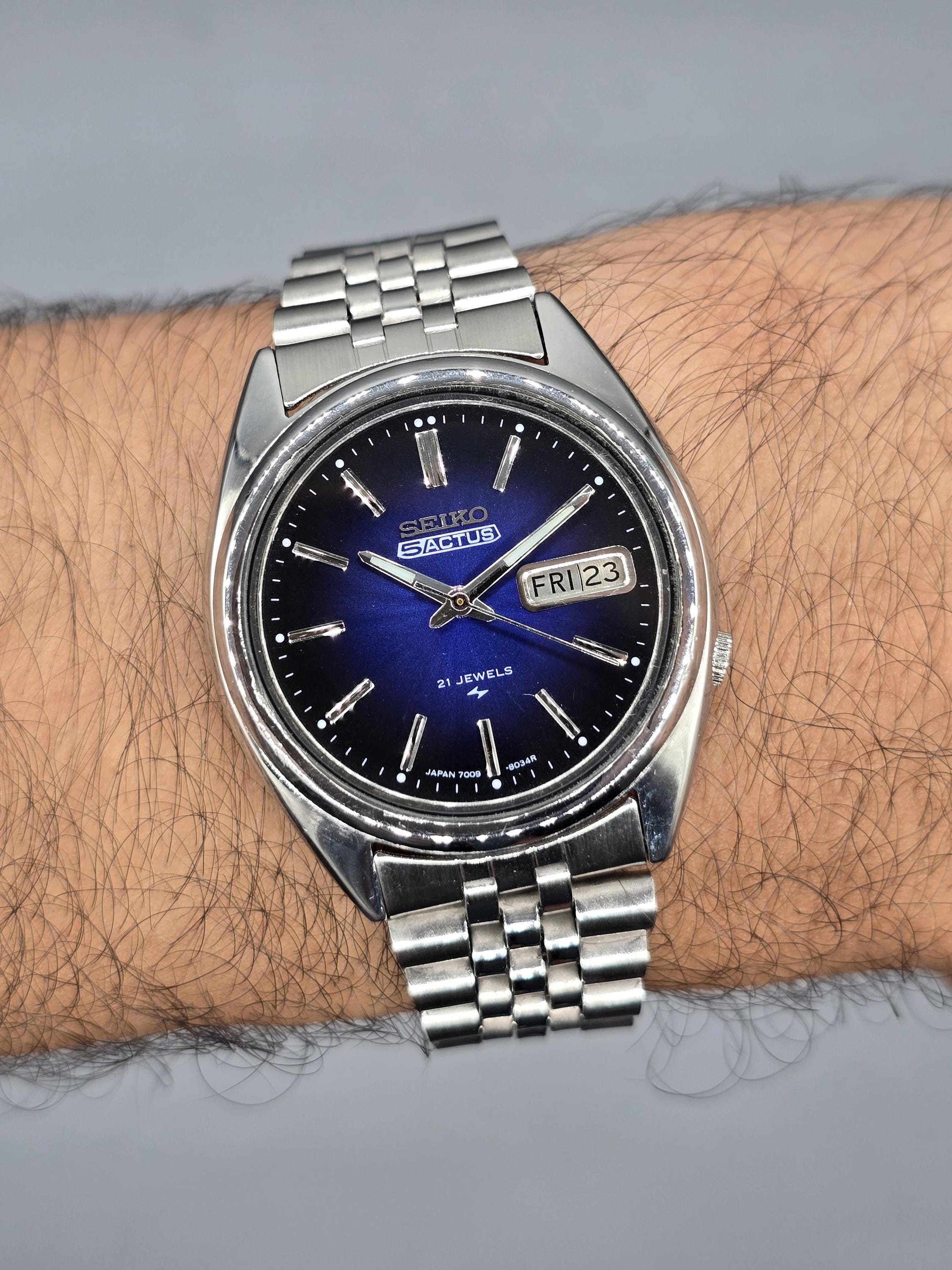 Vintage Seiko 5 Actus 7009 Automatic 21 Jewels Men's Watch Japan