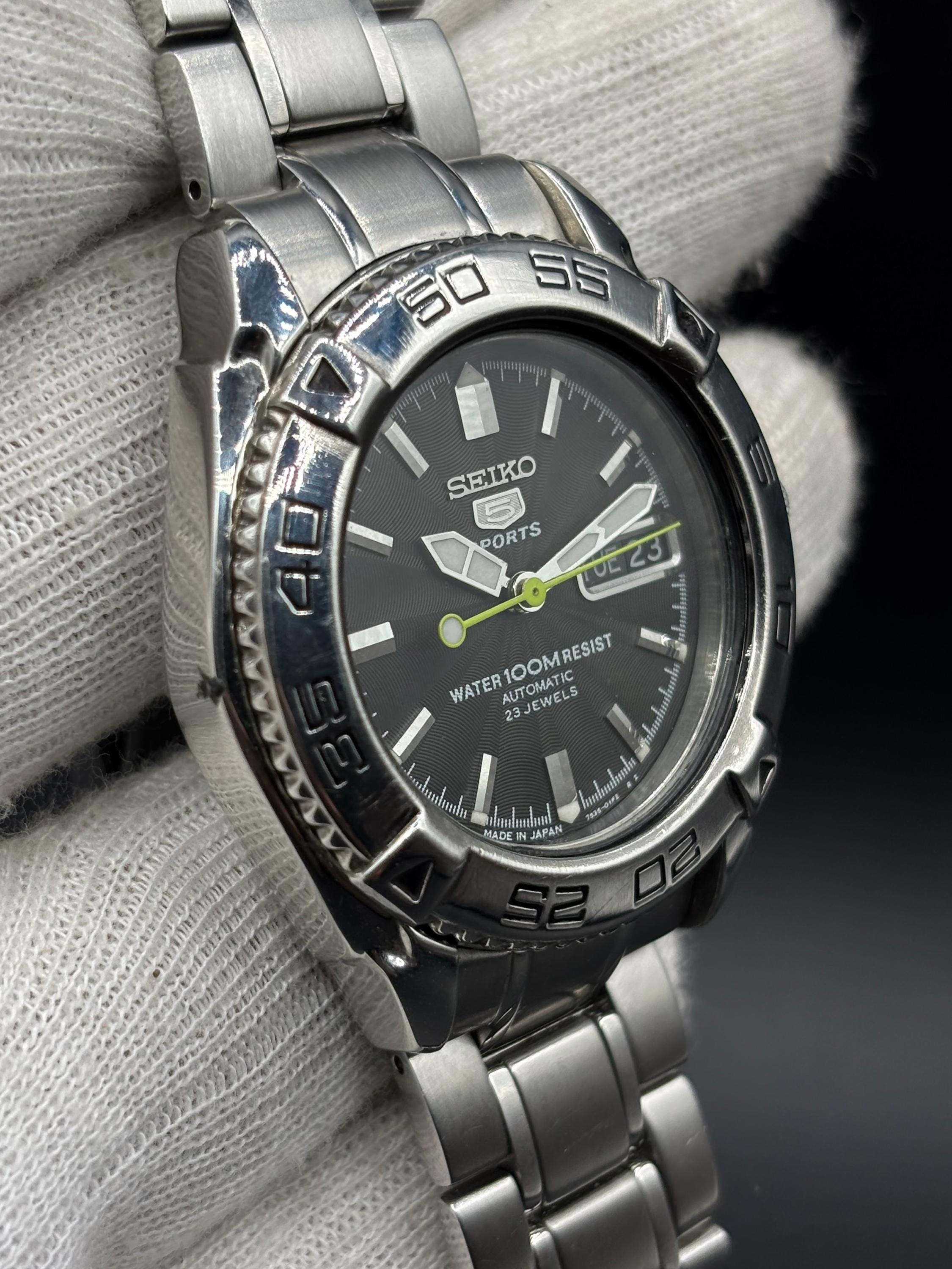 Vintage Seiko 5 Sports Automatic| Made in Japan | 7S36-00Y0| Black