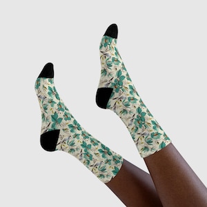 Flowers pattern Sublimation Crew Socks, Fun Novelty Gift, Unique Accessories, Trendy Patterned Socks, for Him and Her
