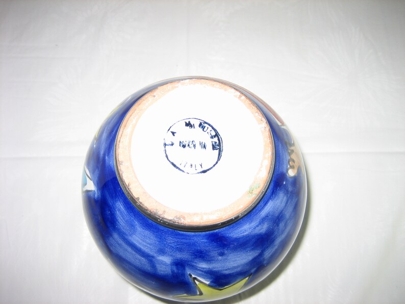 Handsome Floating Holiday Trumpet Playing Angel Vintage Italian LA MUSA Hand-Painted Folk Art Pottery Vase In Picasso Style Feat