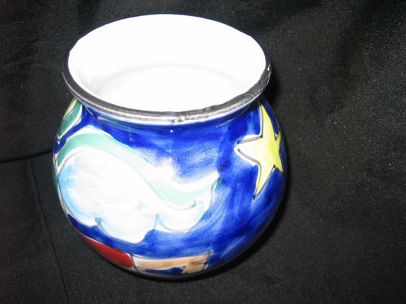 Handsome Floating Holiday Trumpet Playing Angel Vintage Italian LA MUSA Hand-Painted Folk Art Pottery Vase In Picasso Style Feat