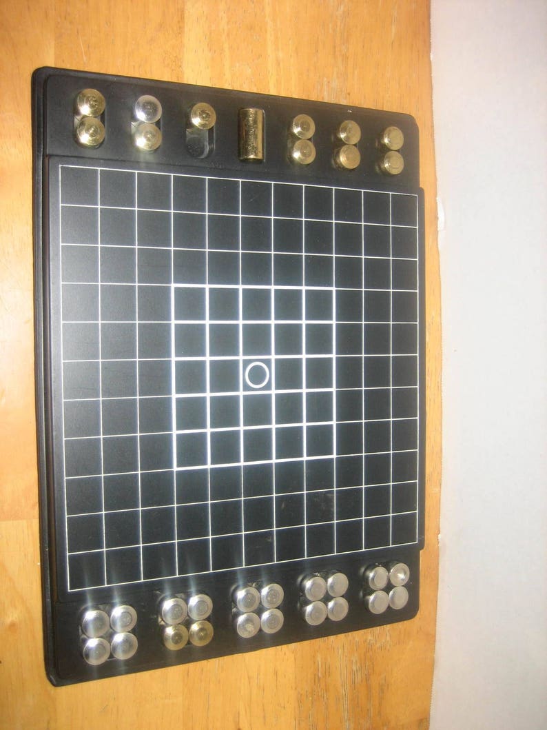 Vintage 1965 BREAK THRU GAME The Double Strategy Game of Evasion or capture