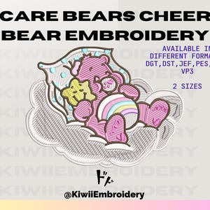 Puede incluir: Una taza de cerámica blanca con un asa negra y el texto "But First, Coffee" en negro, en negrita. La taza está sobre una superficie blanca.