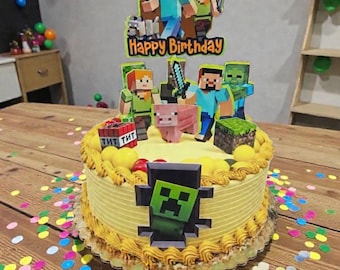 Pixel cake topper - gamer