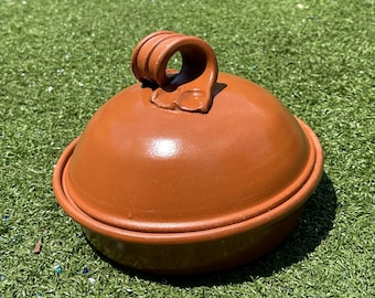Vintage Terracotta Clay Baking Dish with Domed Lid – 8.5” Rustic Earthenware