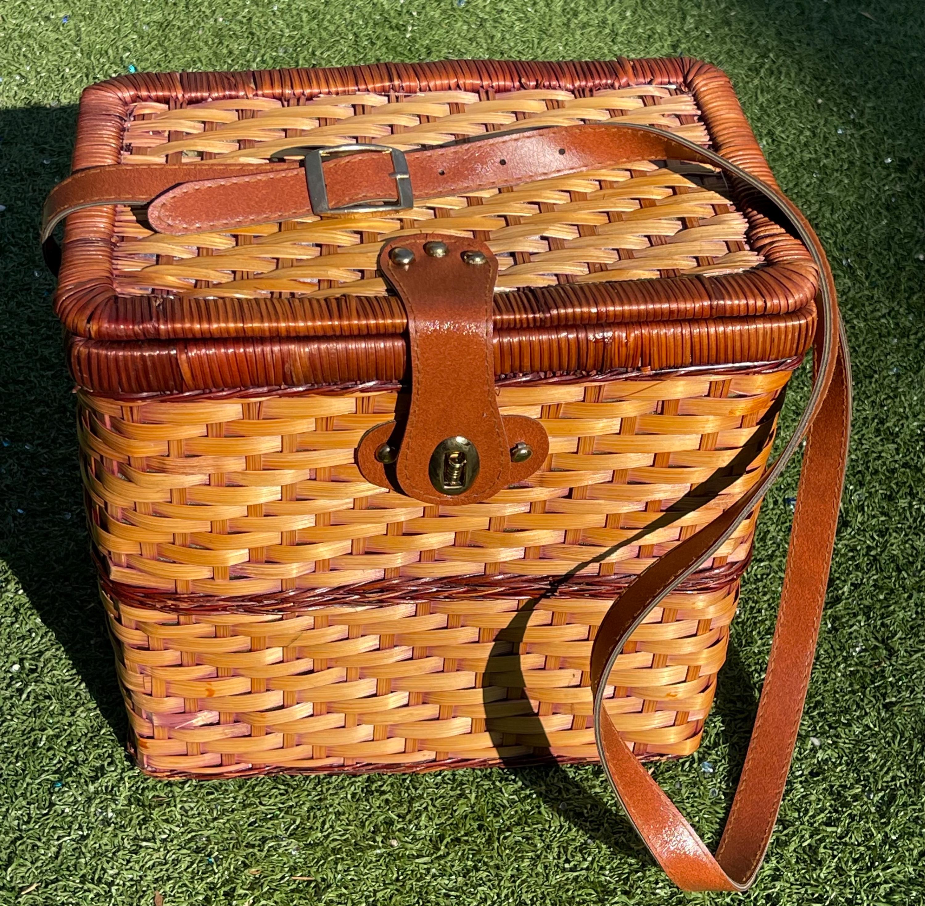 Vintage Wicker Picnic Basket With Original Red Plastic Plates and
