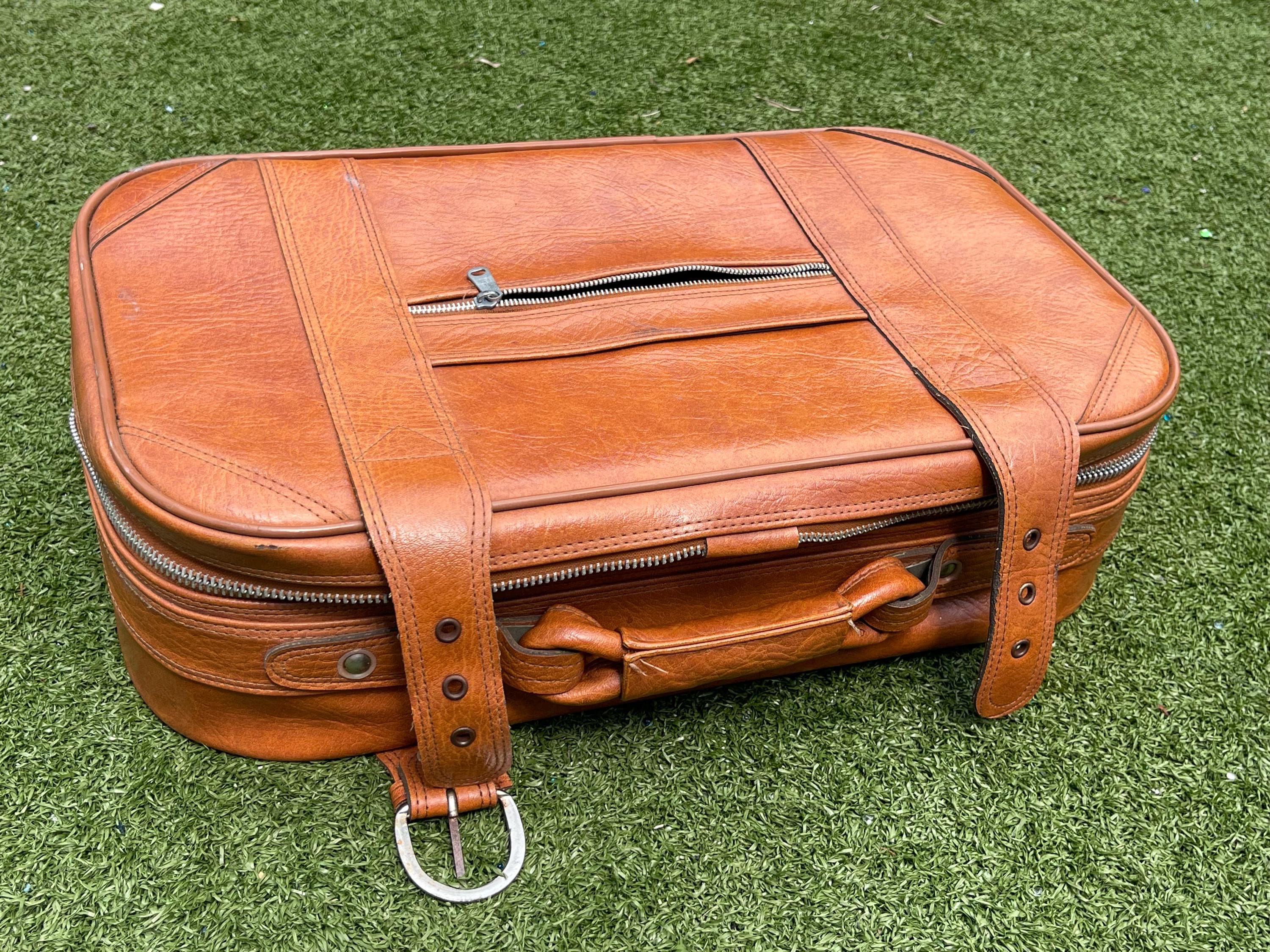 Vintage Tan Faux Leather Suitcase – 22” Hard Shell Travel Luggage